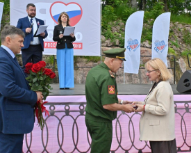 В Выборге отметили День России