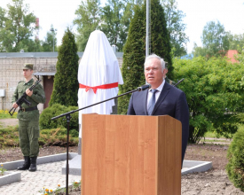 В Светогорске открыли памятник герою-пограничнику