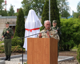 В Светогорске открыли памятник герою-пограничнику