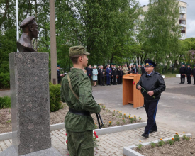 В Светогорске открыли памятник герою-пограничнику