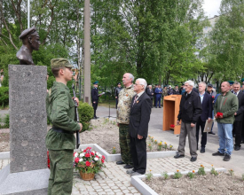 В Светогорске открыли памятник герою-пограничнику