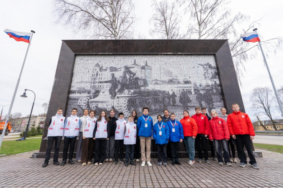 Фотомост соединил выборжцев и севастопольцев