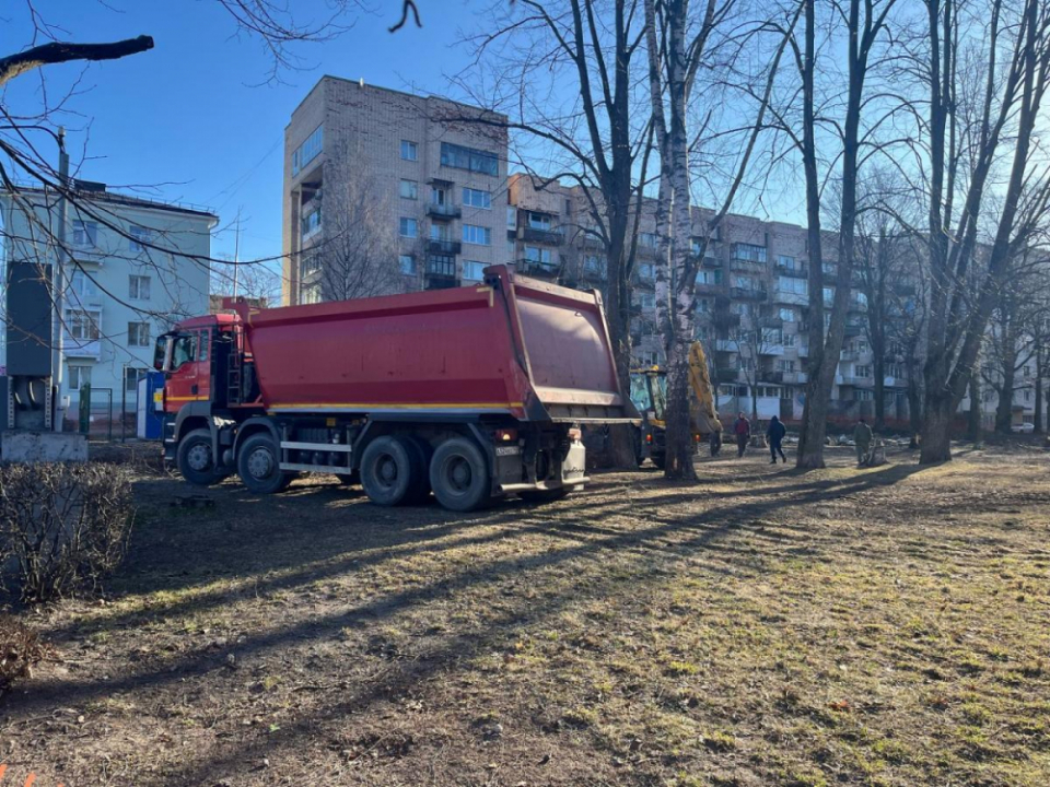 В Выборге продолжаются работы по благоустройству